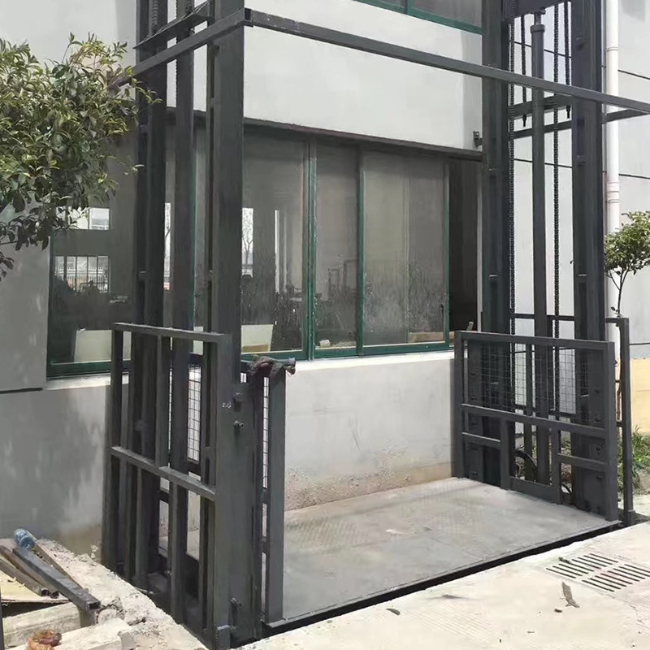 宝兴5吨室外升降货梯